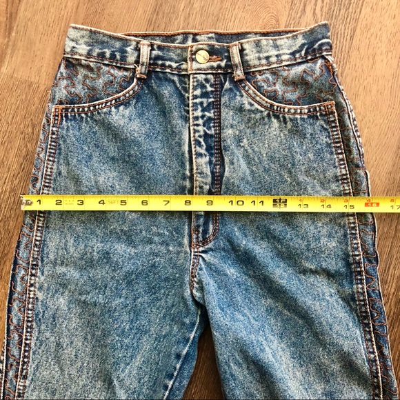 [Sold]Fancy Ass Vintage 80’s High rise Jeans - Picture 12 of 14